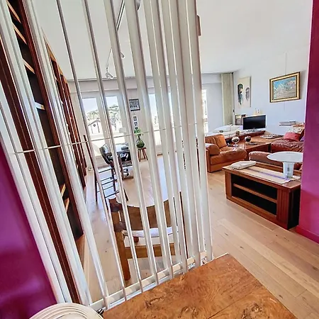 Le Renaudot - Centre - 70's - La Conciergerie Apartment