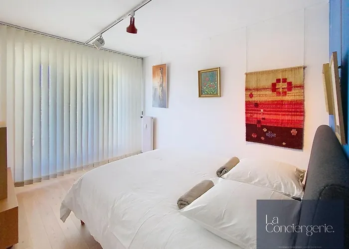 Le Renaudot - Centre - 70's - La Conciergerie Poitiers